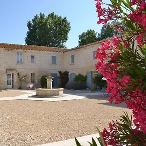 mas-de-sylvereal-camargue.fr-provencehotel.com/